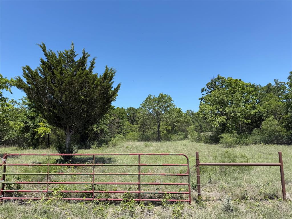 230 Keys Road Sunset, TX 76270 - Photo 28 of 28 a view of a fence