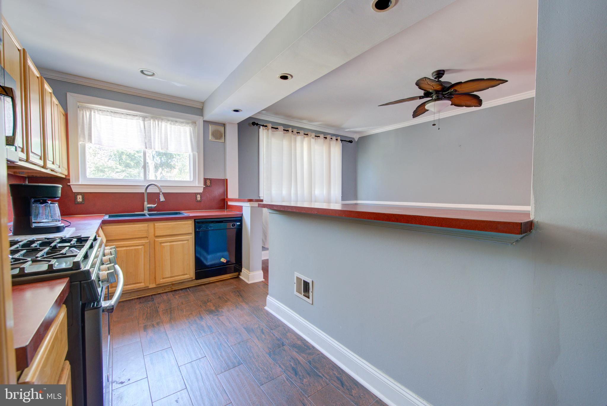 6330 Everett Street Philadelphia, PA 19149 - Photo 11 of 32