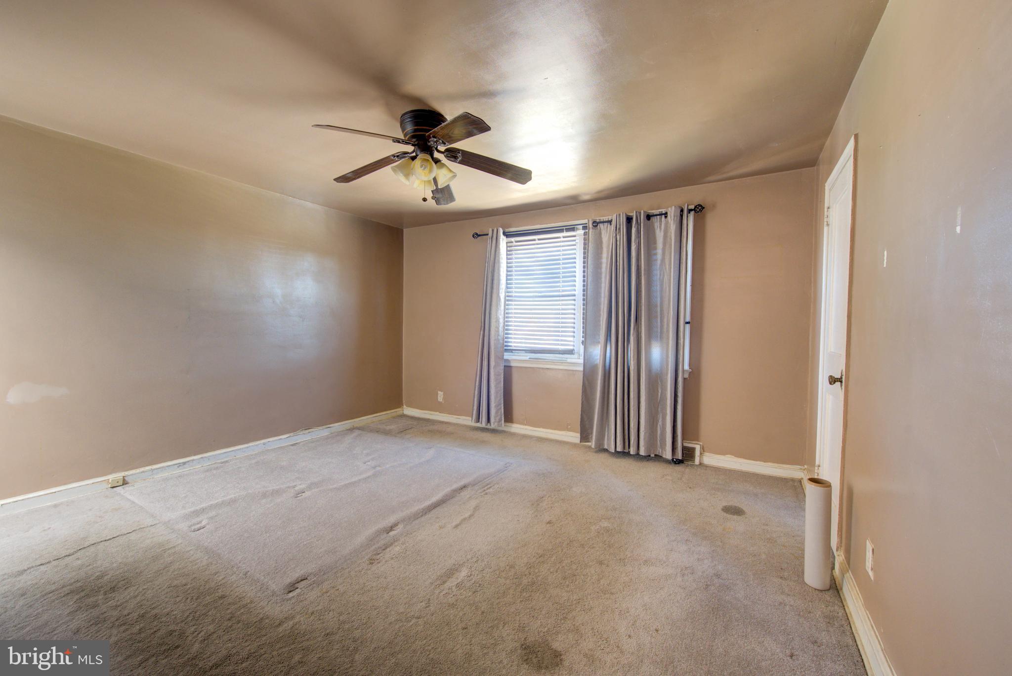 6330 Everett Street Philadelphia, PA 19149 - Photo 17 of 32