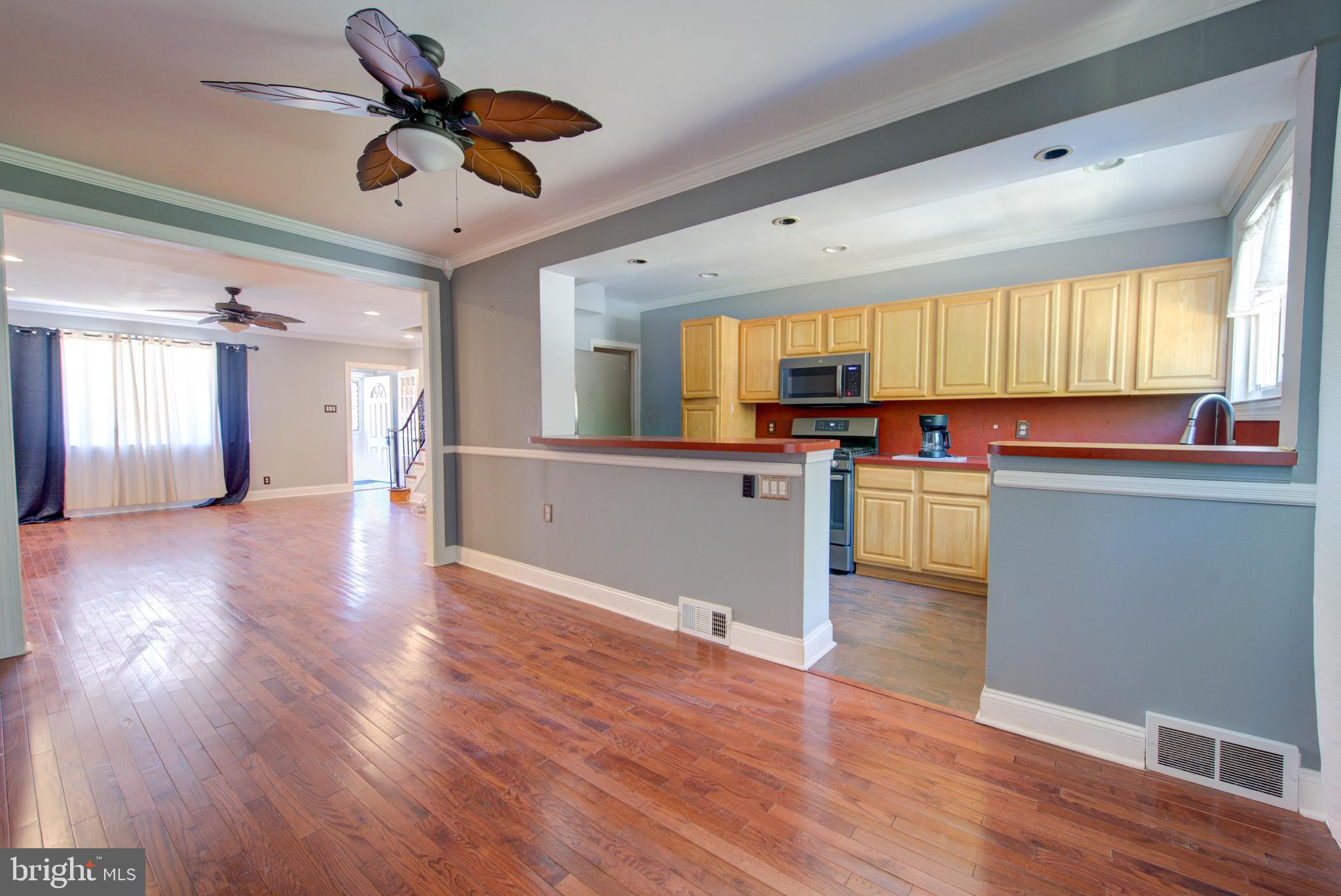 6330 Everett Street Philadelphia, PA 19149 - Photo 8 of 32