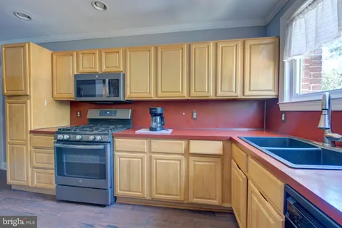 $219,000 | 6330 Everett Street, Philadelphia, PA 19149