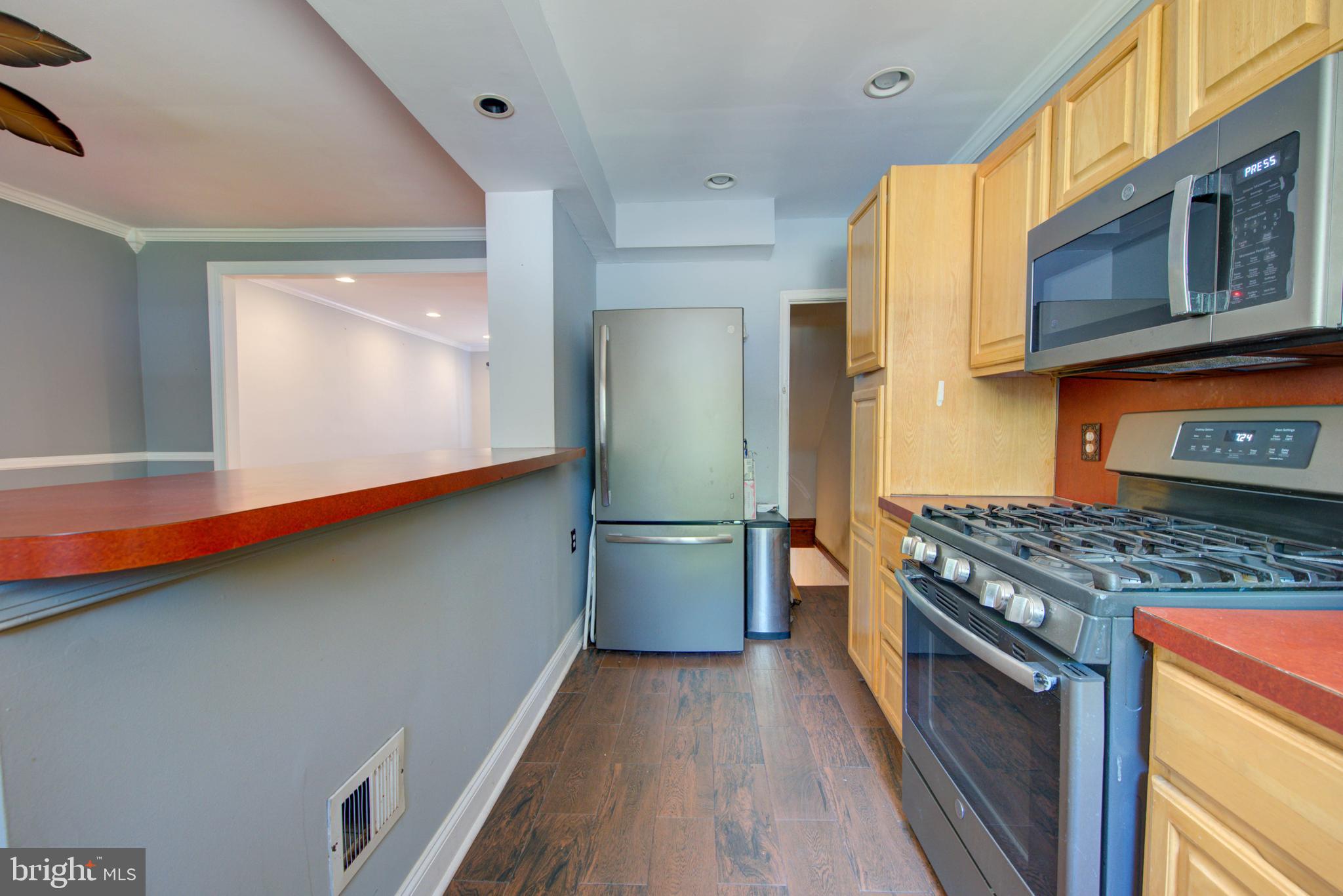 6330 Everett Street Philadelphia, PA 19149 - Photo 10 of 32