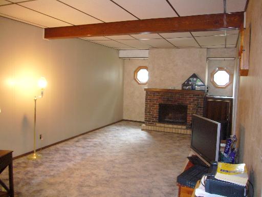 449 Rockhurst Road Bolingbrook, IL 60440 - Photo 3 of 16