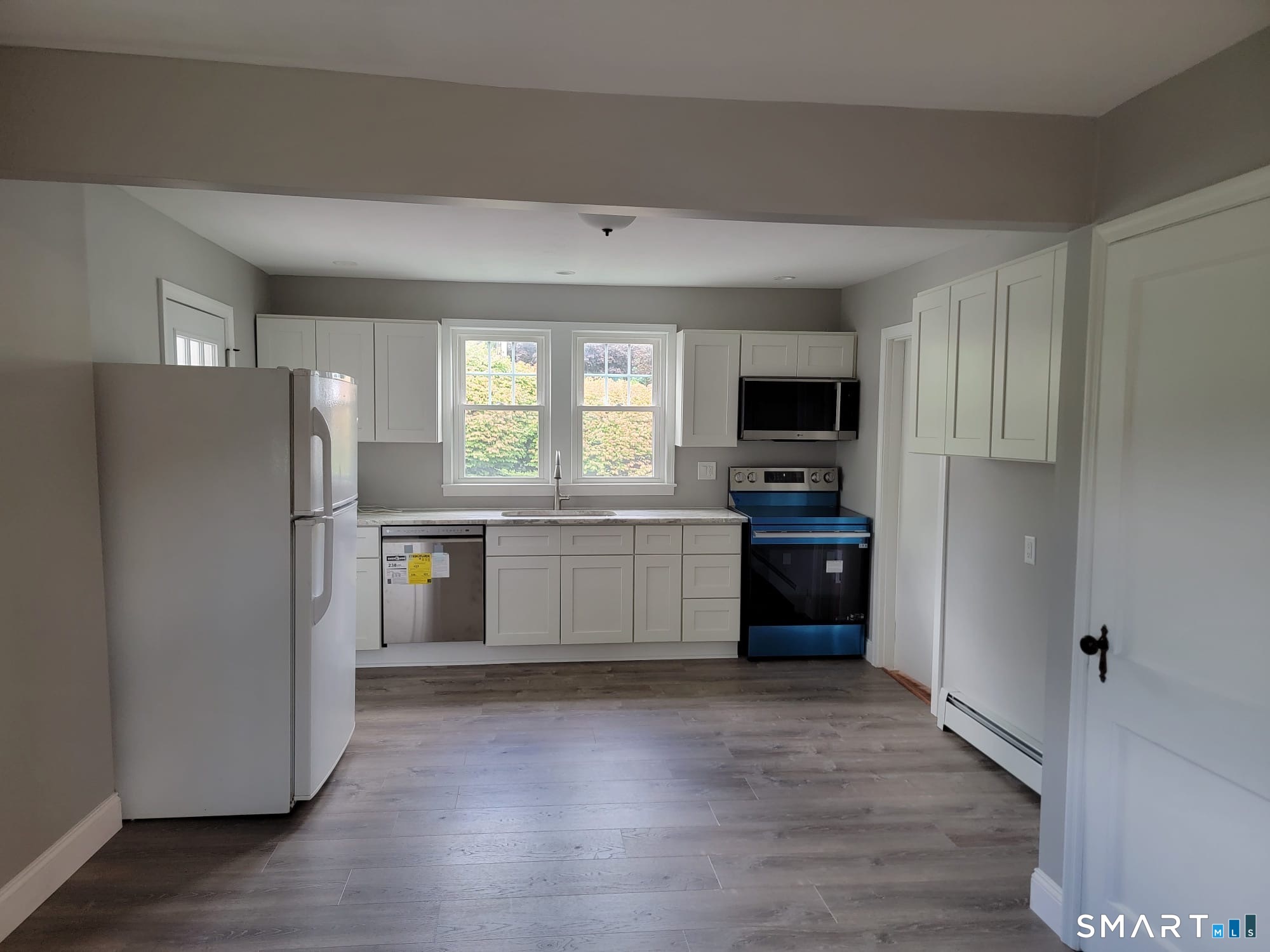 407 Wolcott Road Wolcott, CT 06716 - Photo 11 of 16 Gallery Image 11