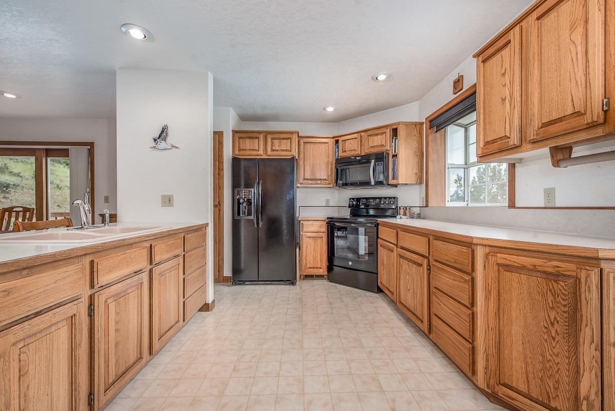 3451 Old Fort Road Klamath Falls, OR 97601 - Photo 2 of 20 Additional Photo