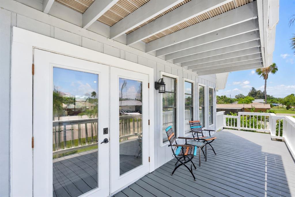 1194 Linden Road Venice, FL 34293 - Photo 12 of 45