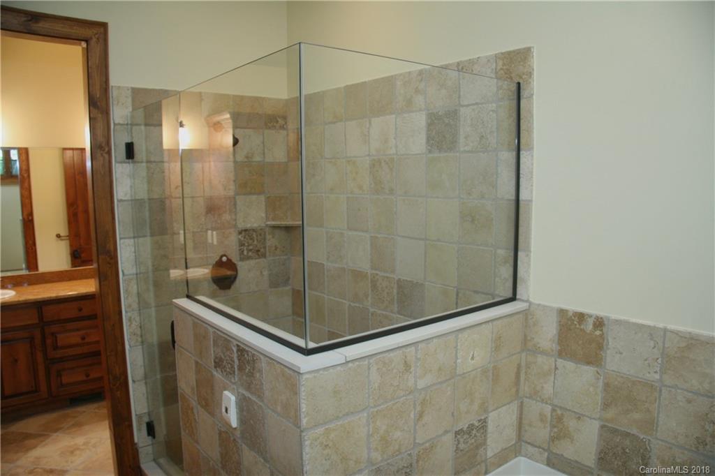 89 Running Fox Road Sapphire, NC 28774 - Photo 14 of 22 Gallery Image 14
