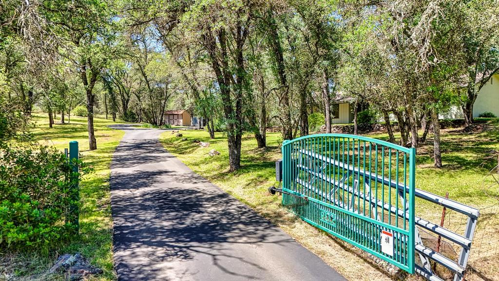 5339 Quail Valley Road Placerville, CA 95667 - Photo 6 of 37