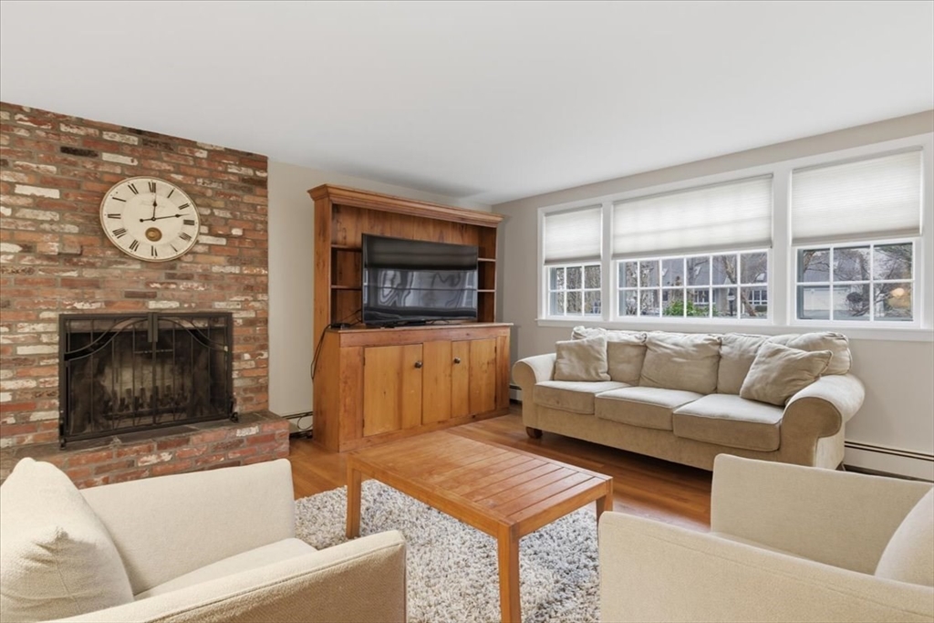 27 Ann Vinal Road Scituate, MA 02066 - Photo 10 of 42 Gallery Image 10