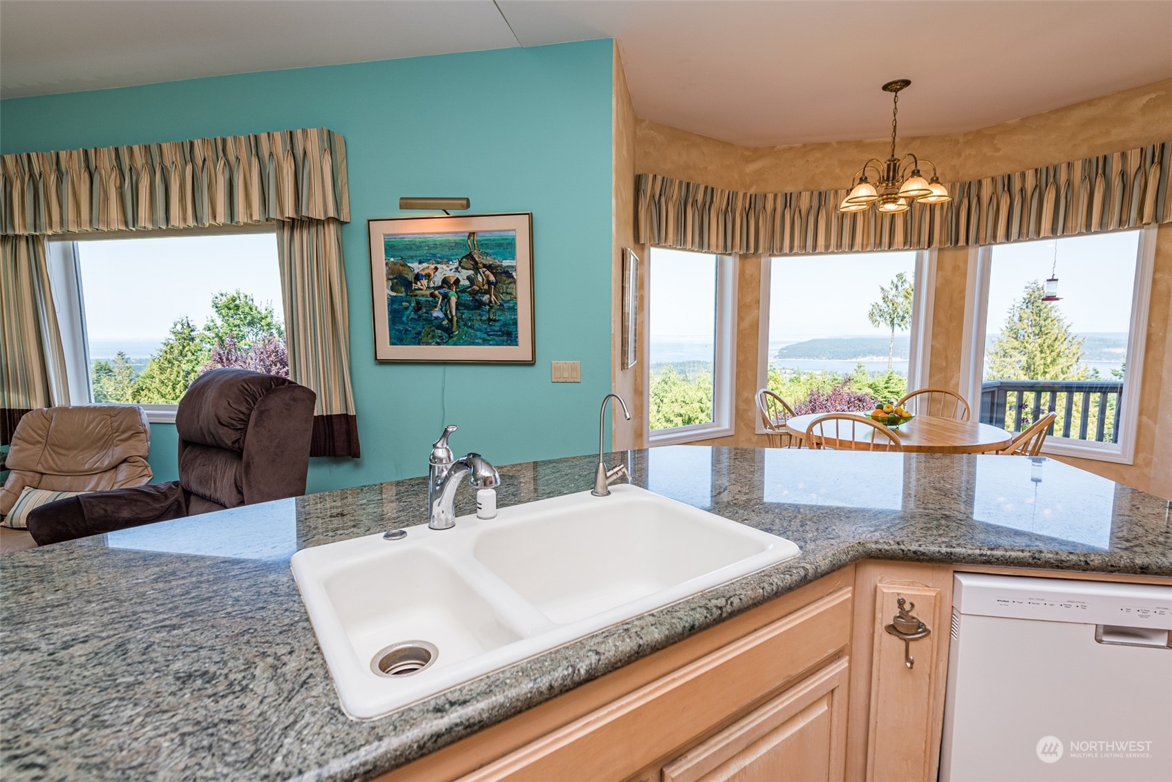 131 Hawks Way Sequim, WA 98382 - Photo 14 of 40 Gallery Image 14