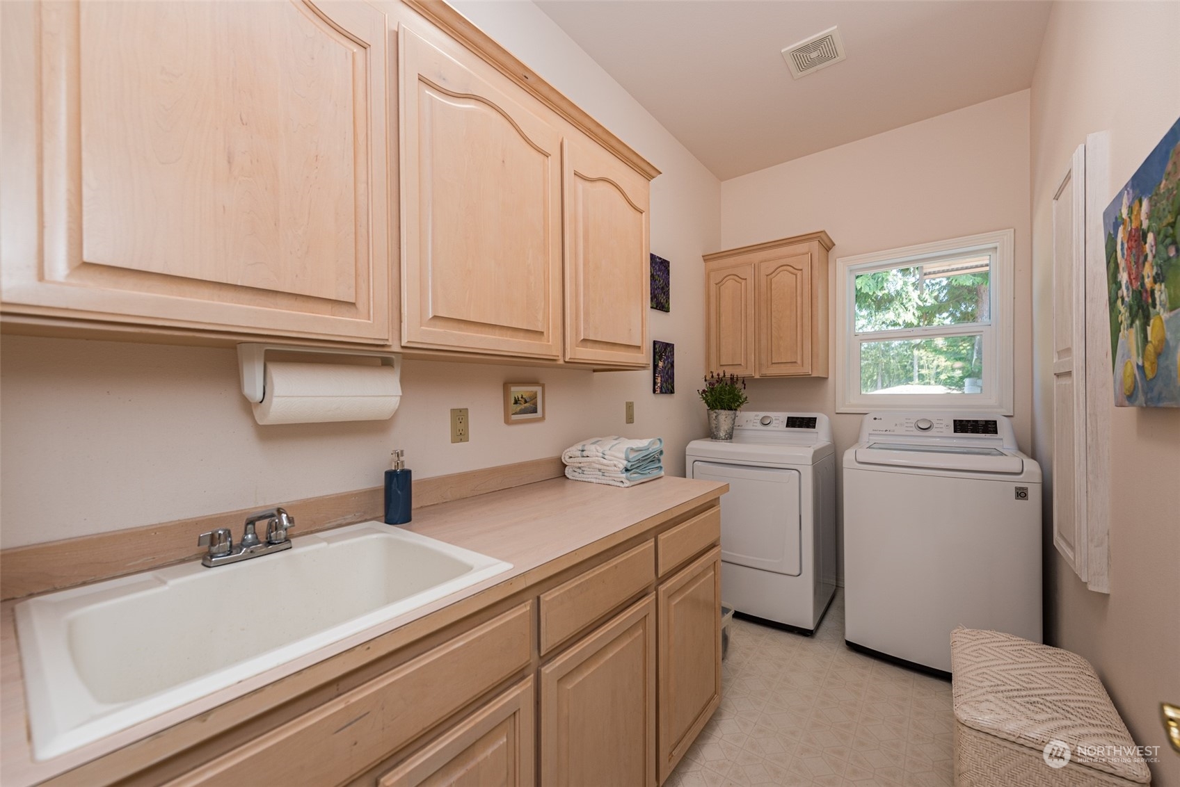 131 Hawks Way Sequim, WA 98382 - Photo 23 of 40 Gallery Image 23