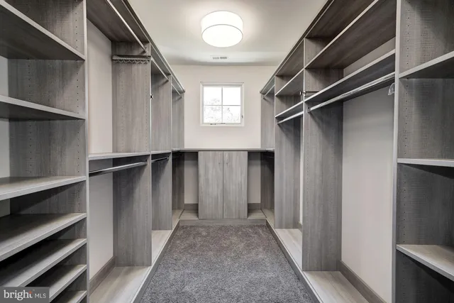 $2,625,650 | 1601 Wrightson Drive, McLean, VA 22101