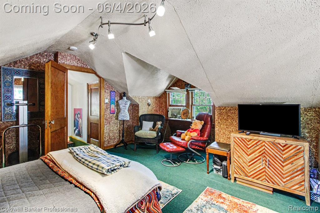 42 Wellesley Drive Pleasant Ridge, MI 48069 - Photo 15 of 33 Gallery Image 15