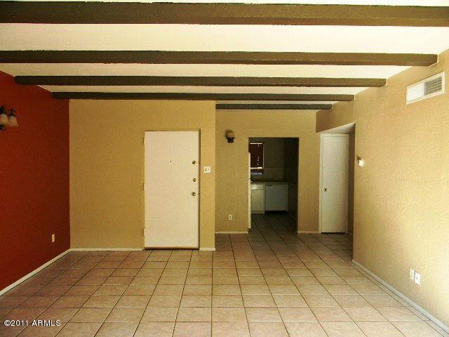 1016 East Osborn Road, Unit C Phoenix, AZ 85014 - Photo 6 of 11 Living Area