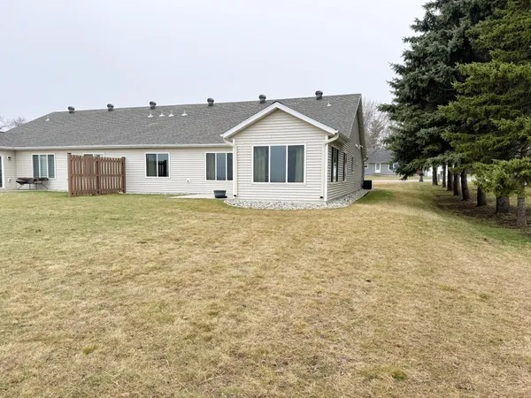 $359,900 | 1821 South Cascade Street, Fergus Falls, MN 56537