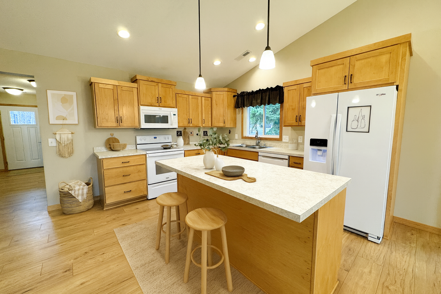 1821 South Cascade Street Fergus Falls, MN 56537 - Photo 7 of 38