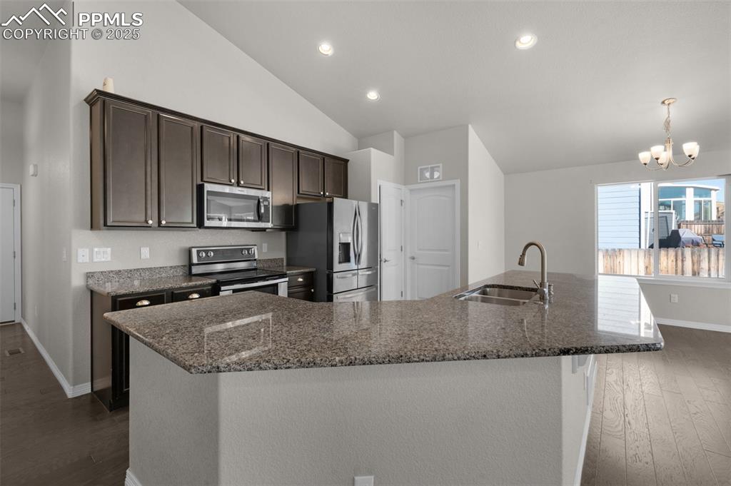 6131 Anders Ridge Lane Colorado Springs, CO 80927 - Photo 9 of 38