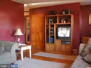 265 County Road 539 Cream Ridge, NJ 08514 - Photo 4 of 6