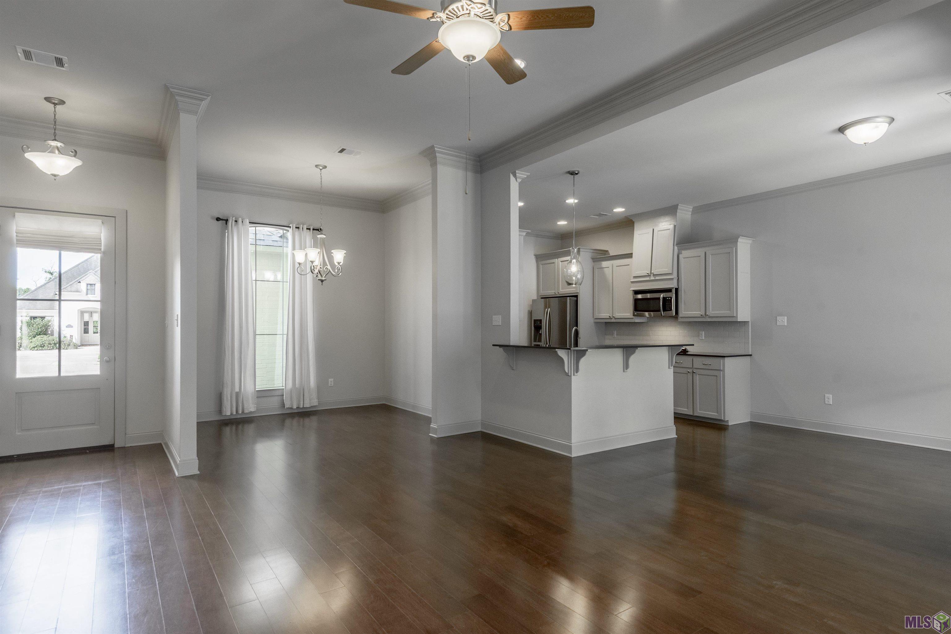 8261 Valencia Court Baton Rouge, LA 70820 - Photo 4 of 30