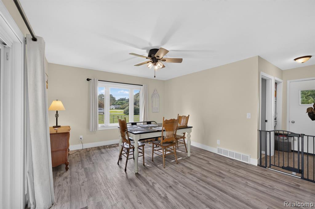 5355 North Seymour Road Flushing, MI 48433 - Photo 15 of 46 Gallery Image 15