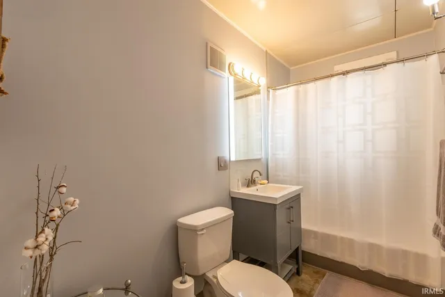 $419,500 | 1901 East Maxwell Lane, Bloomington, IN 47401