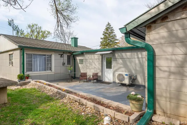 $419,500 | 1901 East Maxwell Lane, Bloomington, IN 47401