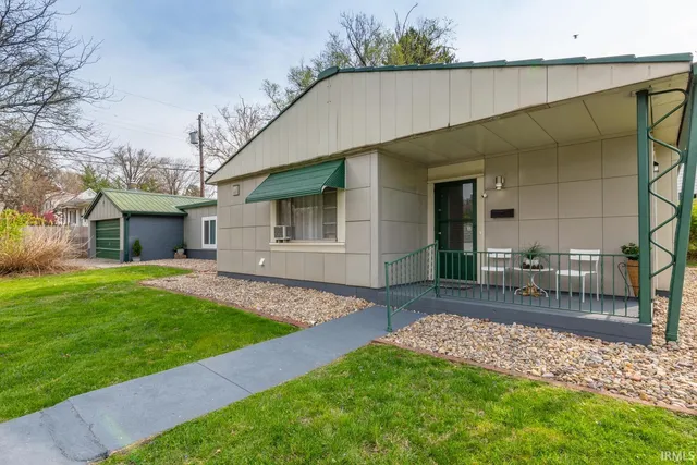 $419,500 | 1901 East Maxwell Lane, Bloomington, IN 47401