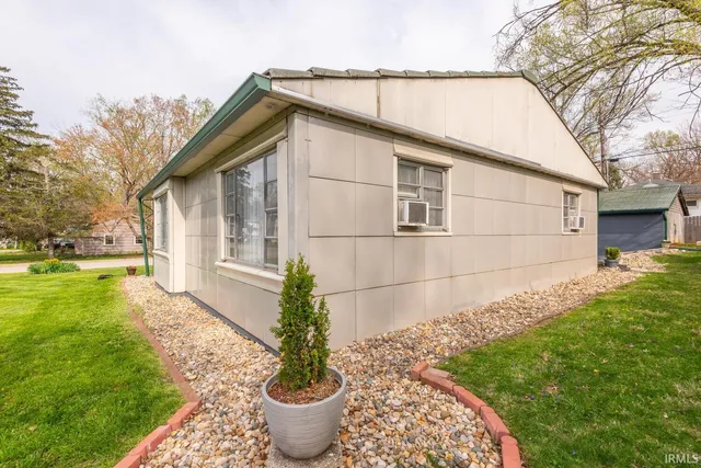 $419,500 | 1901 East Maxwell Lane, Bloomington, IN 47401