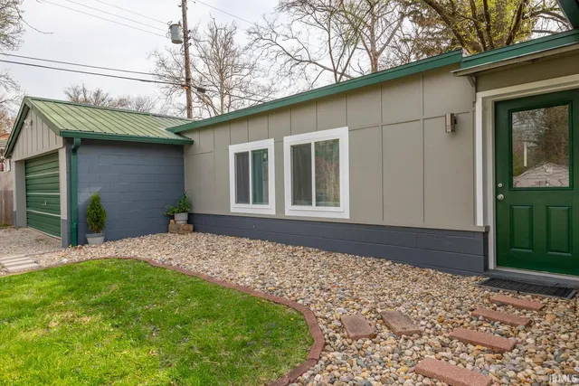 $419,500 | 1901 East Maxwell Lane, Bloomington, IN 47401