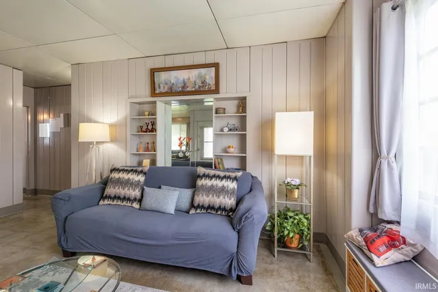 $419,500 | 1901 East Maxwell Lane, Bloomington, IN 47401