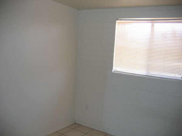 6437 West Piccadilly Road Phoenix, AZ 85033 - Photo 4 of 5 Additional Photo