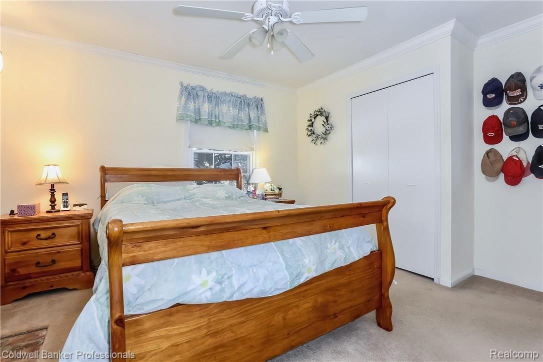 14001 Newburgh Road Livonia, MI 48150 - Photo 15 of 39 015-Master_Bedroom-5284023-large.jpg