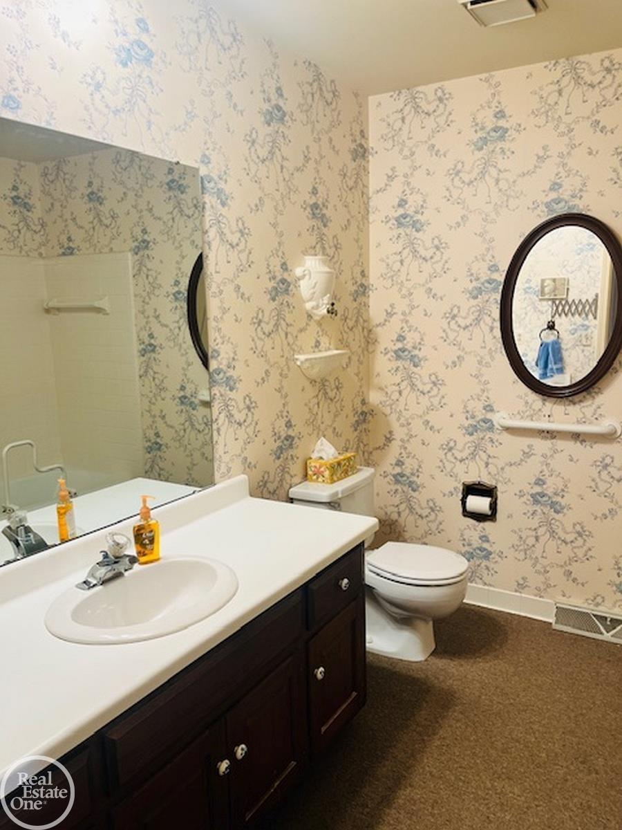 1935 North River Road, Unit 2 St. Clair, MI 48079 - Photo 9 of 28 Gallery Image 9