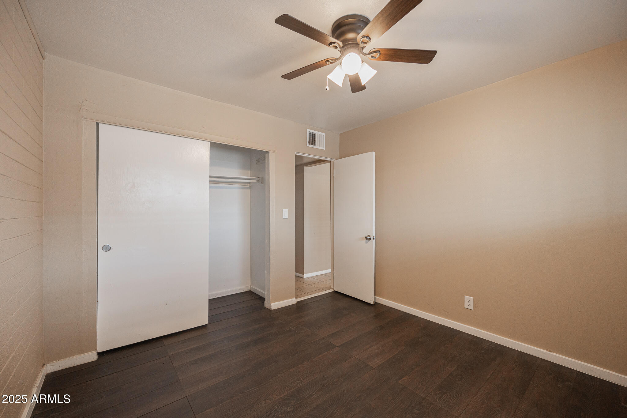 1915 North 26th Place, Unit 3 Phoenix, AZ 85008 - Photo 13 of 18 B33A0428