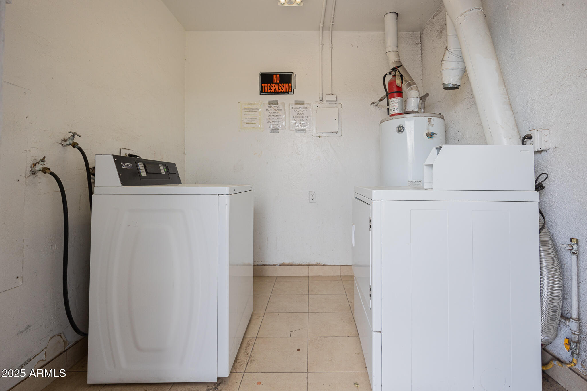 1915 North 26th Place, Unit 3 Phoenix, AZ 85008 - Photo 18 of 18 B33A0433