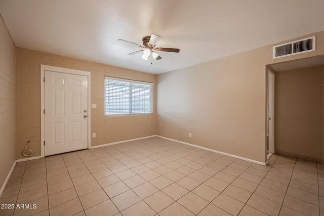 $995 | 1915 North 26th Place, Unit 3, Phoenix, AZ 85008