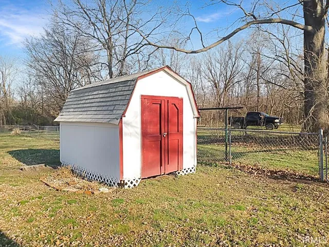 $137,500 | 485 Boone Street, New Haven, IL 62867