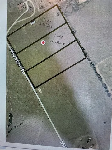 a close up of a shower