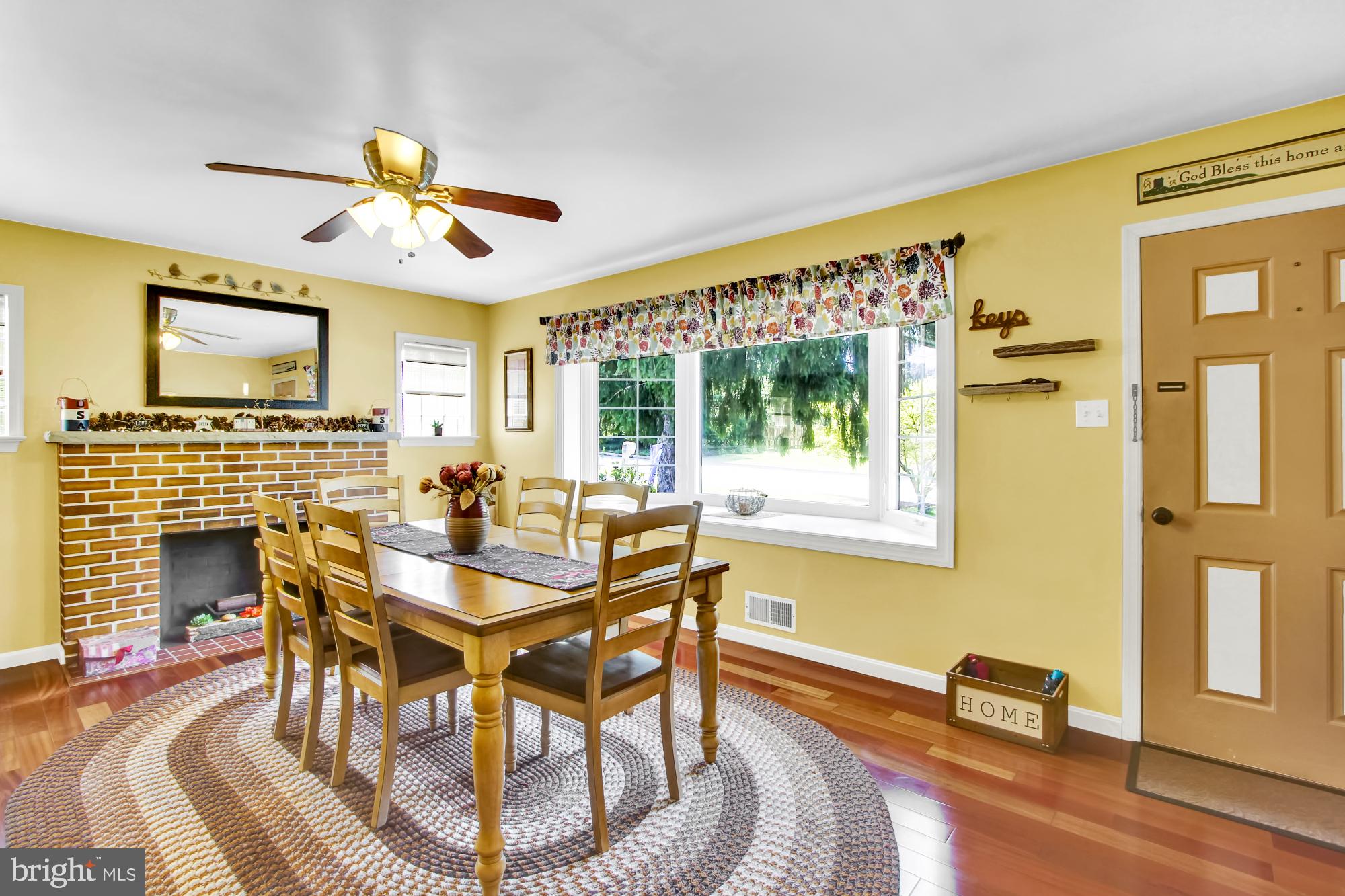 2335 Derry Road York, PA 17408 - Photo 4 of 30