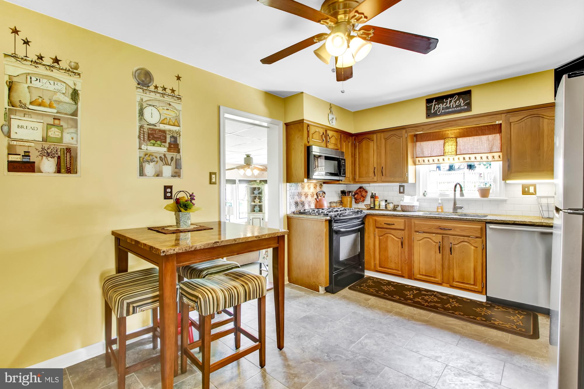 2335 Derry Road York, PA 17408 - Photo 8 of 30