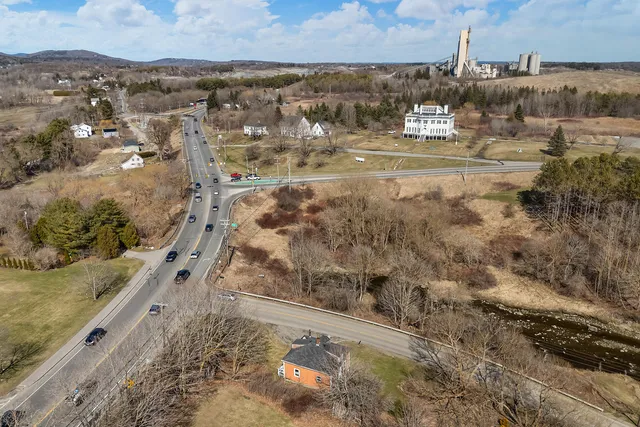 $159,000 | 76 Fish Street, Thomaston, ME 04861