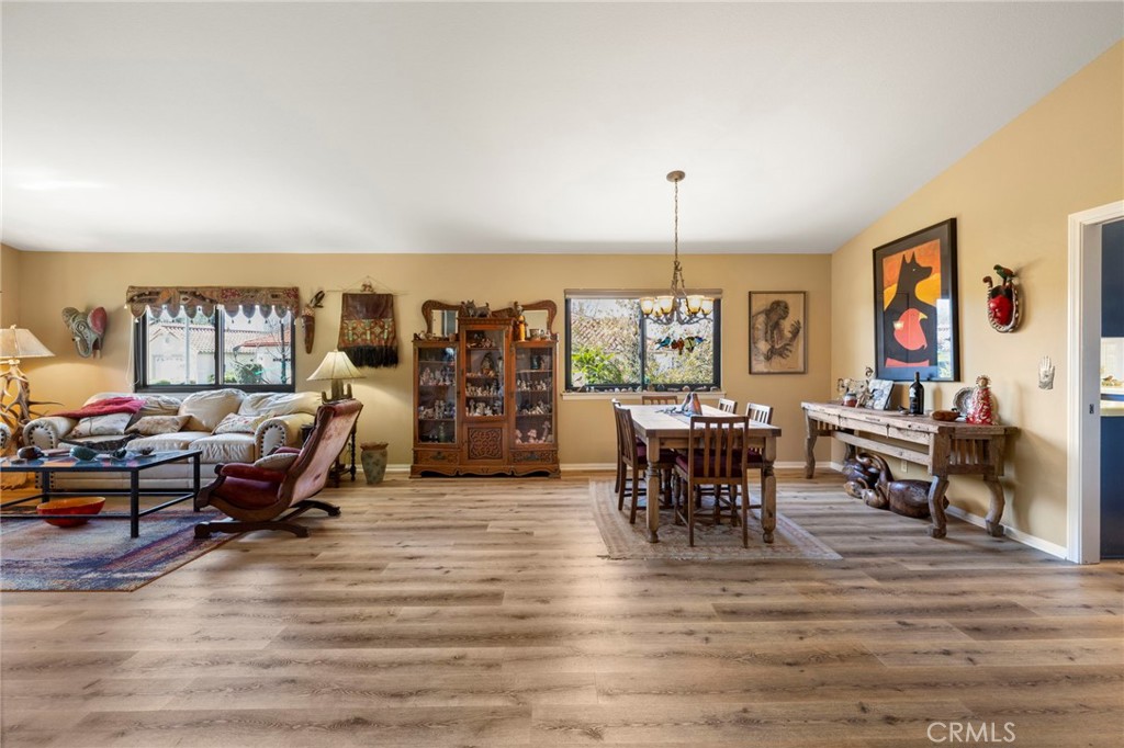 1061 Ridge Heights Drive Fallbrook, CA 92028 - Photo 11 of 64