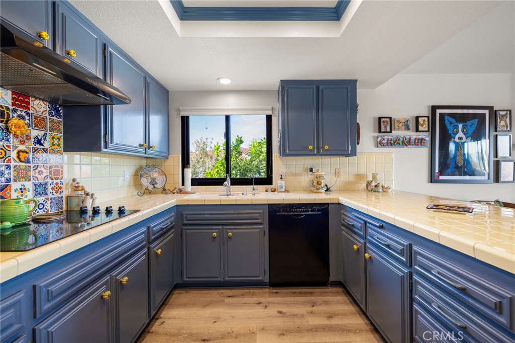 1061 Ridge Heights Drive Fallbrook, CA 92028 - Photo 17 of 64