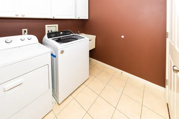 $304,900 | 1191 Heron Drive, Normal, IL 61761