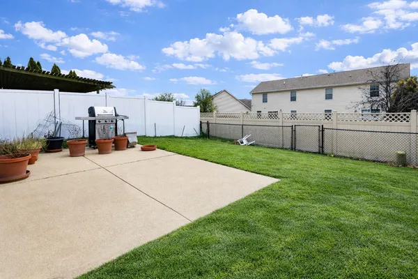 $304,900 | 1191 Heron Drive, Normal, IL 61761