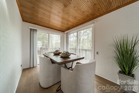 $525,000 | 902 Cornelius Road, Mooresville, NC 28117
