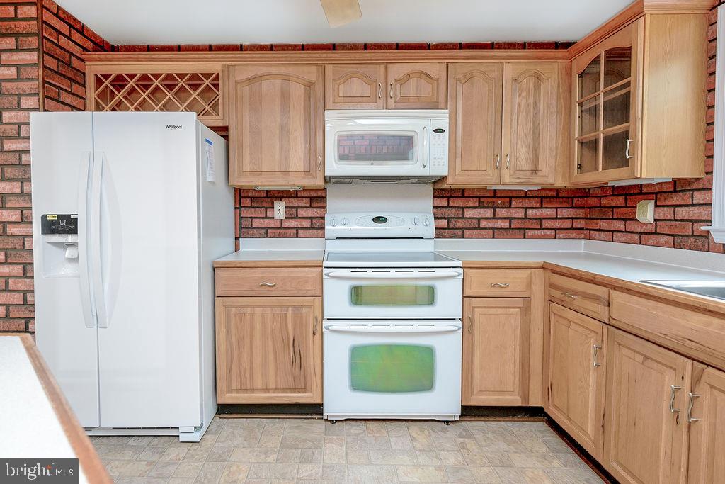 1518 Kearsley Road Sicklerville, NJ 08081 - Photo 9 of 27