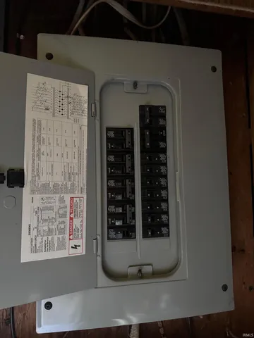 $102,900 | 1018 North Lincolnshire Boulevard, Marion, IN 46952