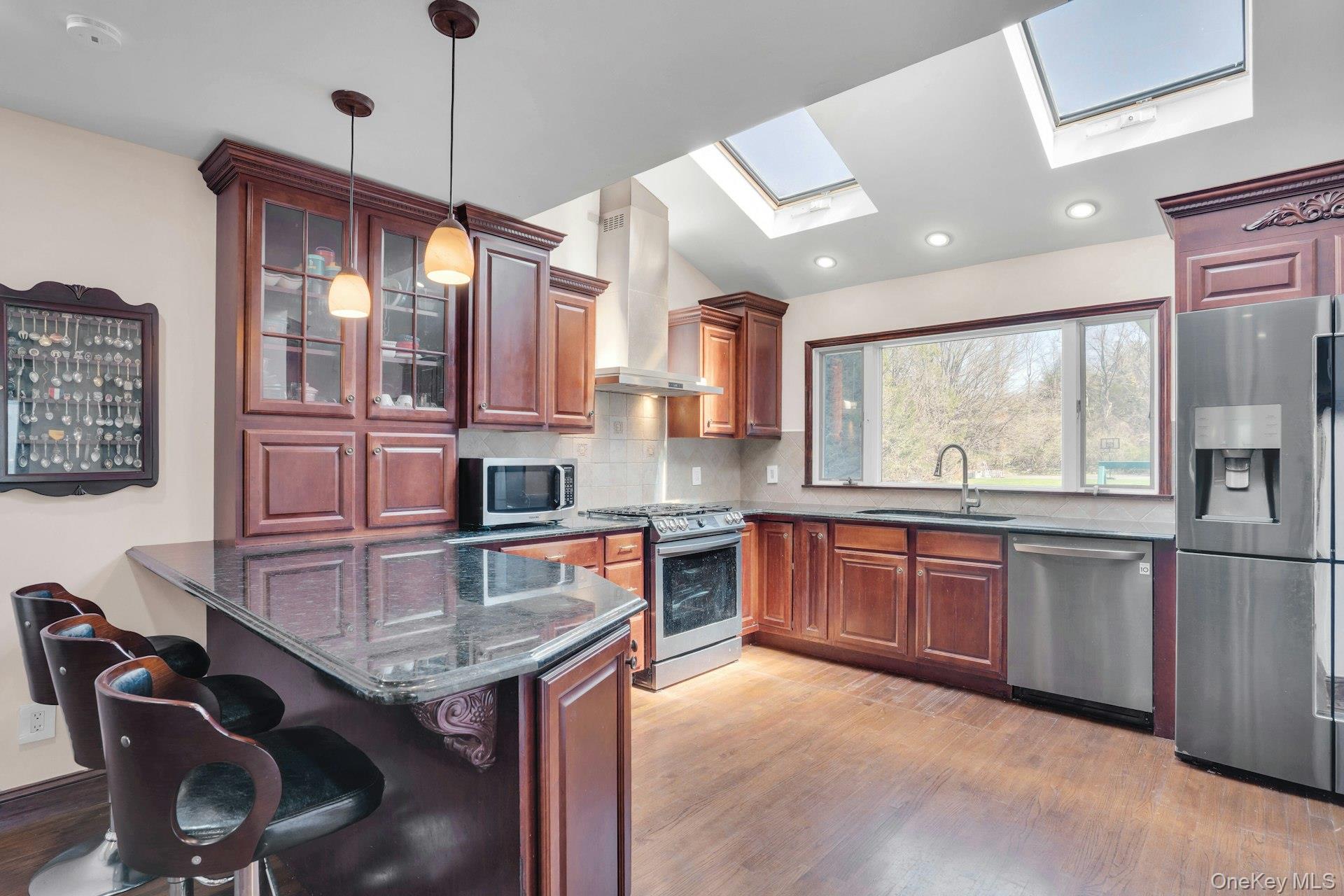 12 Bagatelle Road Dix Hills, NY 11746 - Photo 15 of 48