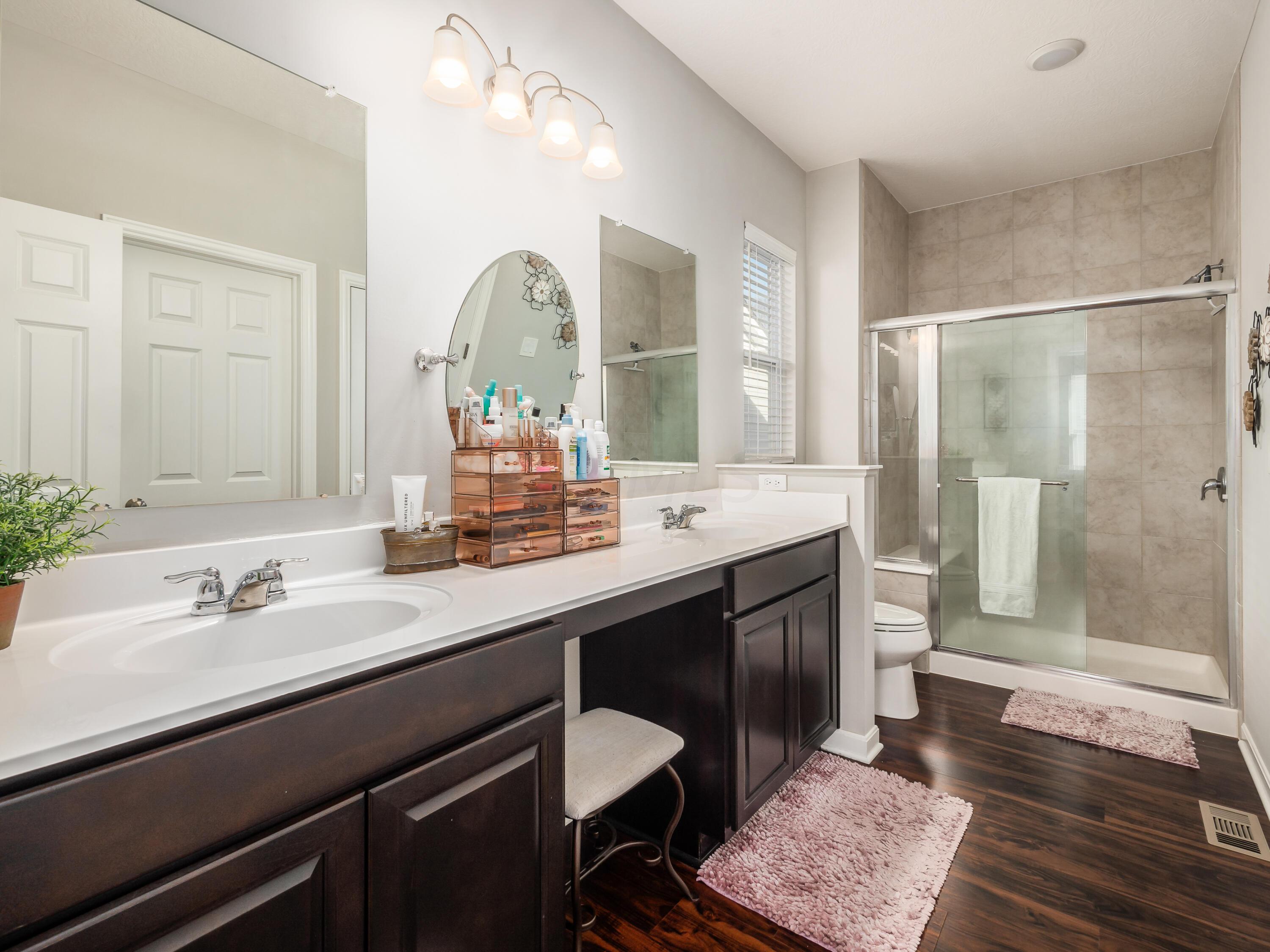 6819 Brooklyn Heights Road Westerville, OH 43081 - Photo 17 of 31 Primary Suite